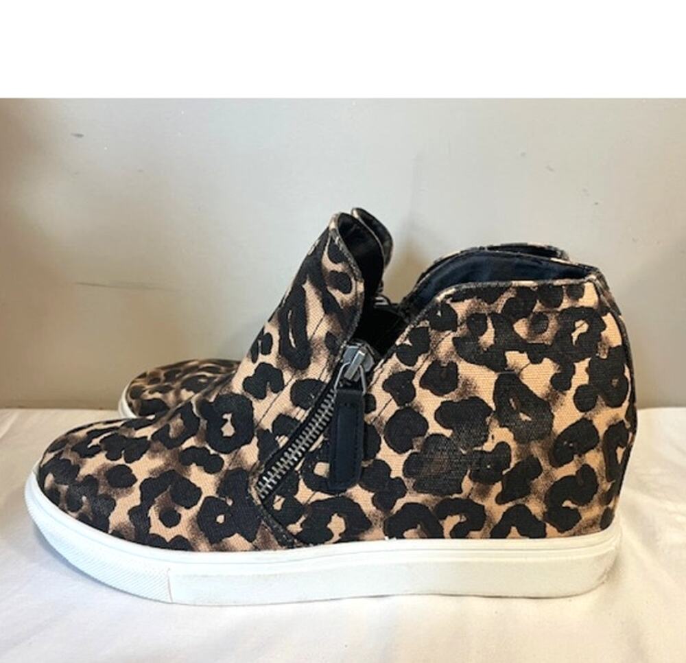 Madden Girl Preston Womens Canvas Wedge Sneakers Leopard Print Size 8